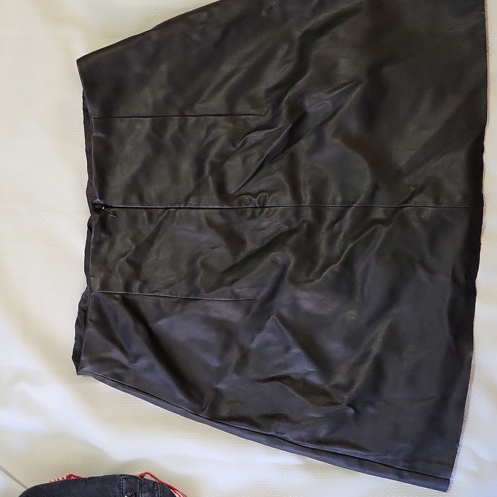 Women skirt
